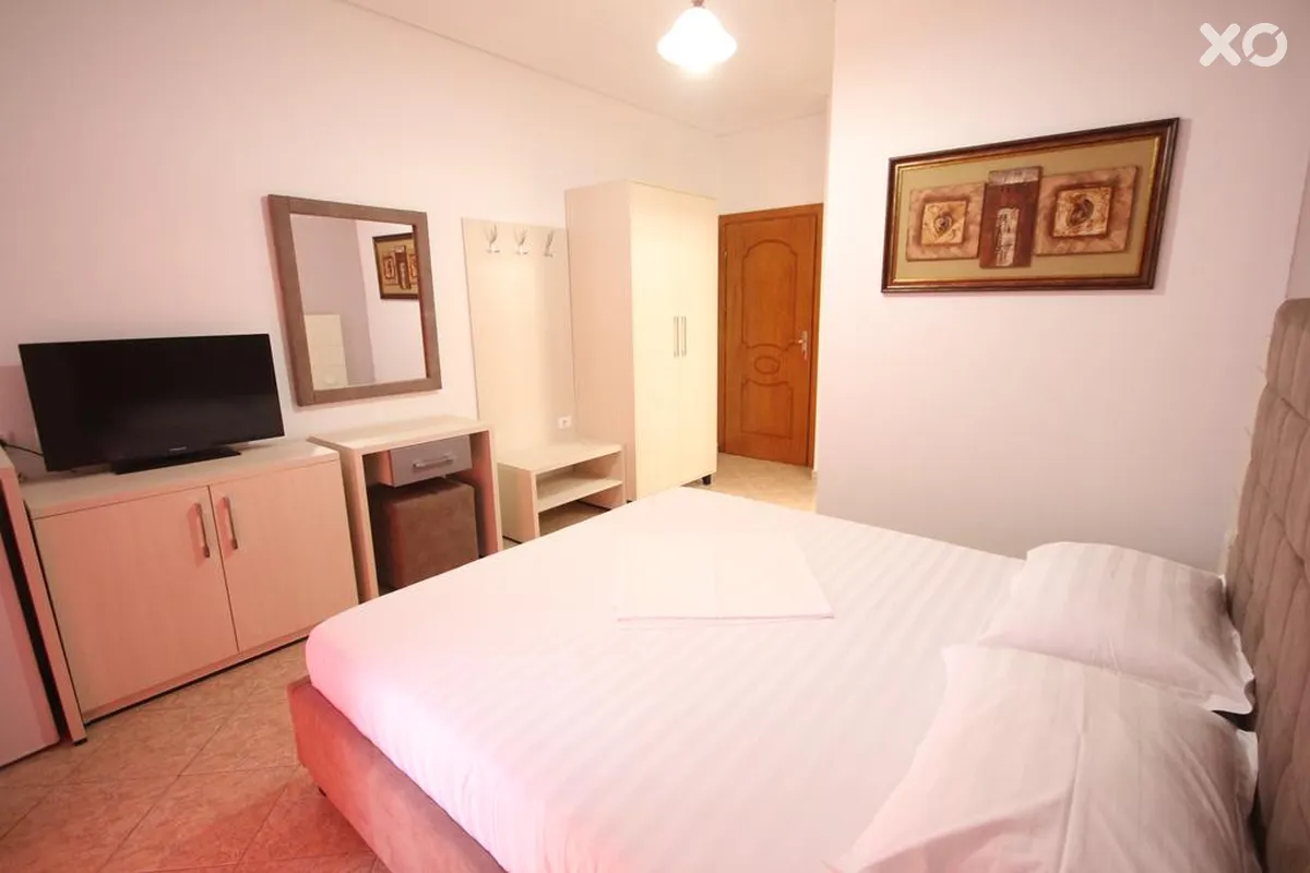 Julia Hotel