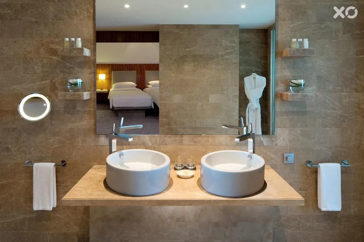 Hyatt Capital Gate Abu Dhabi