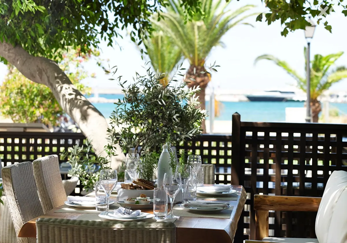 Kyma Suites Beach Hotel