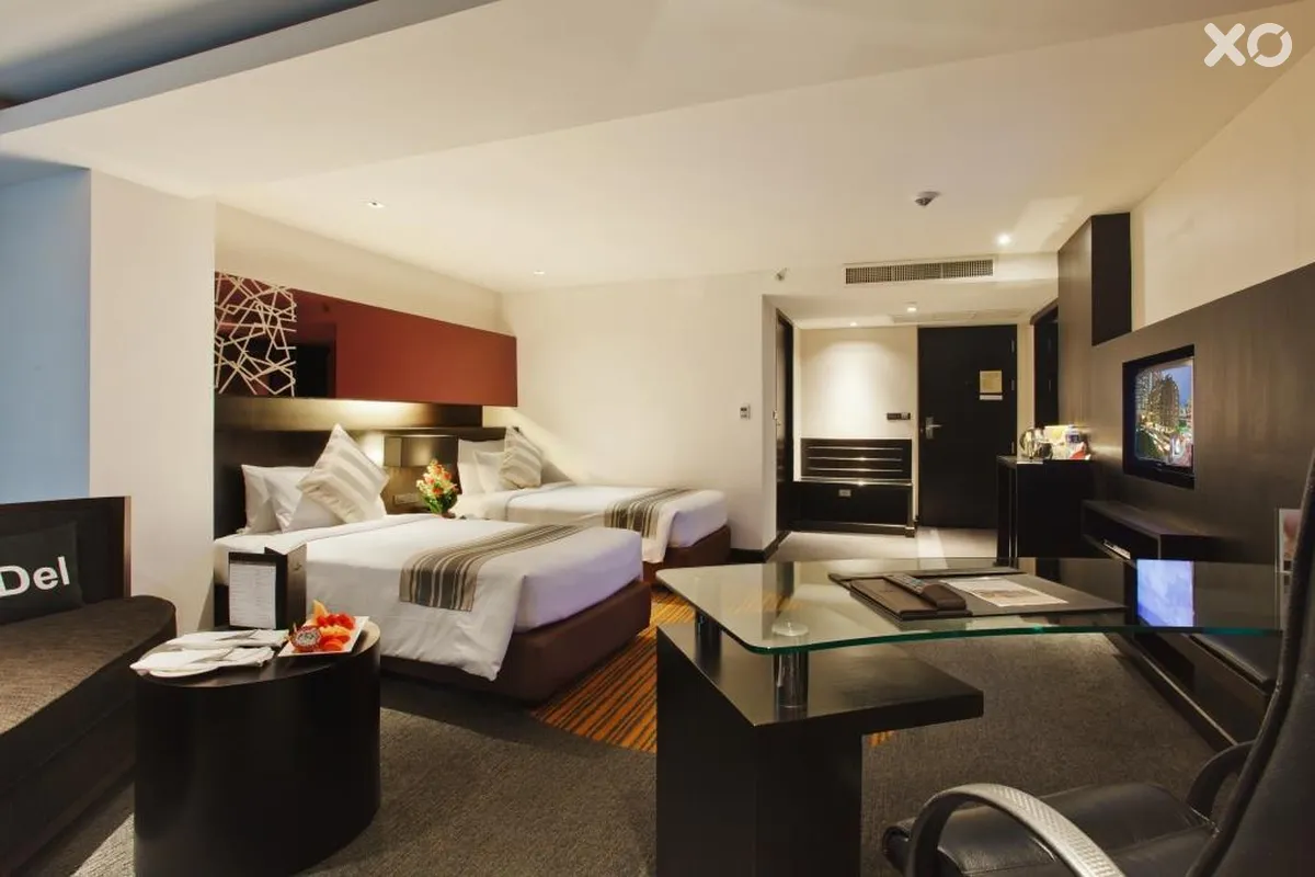 Golden Tulip Mandison Suites