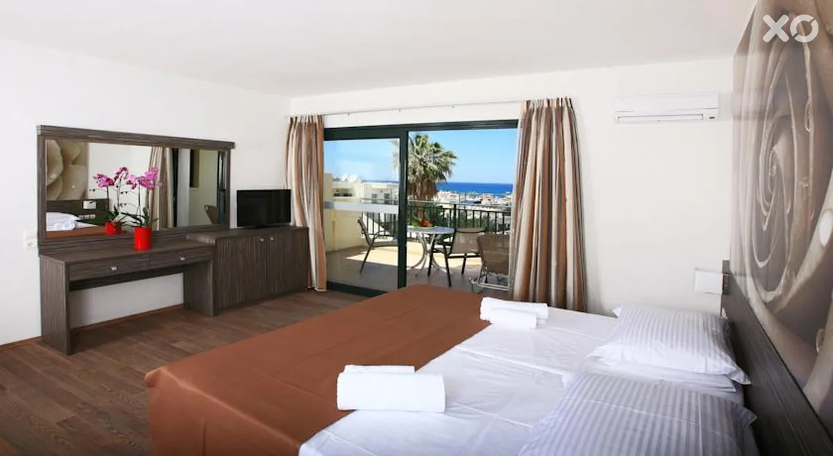 Katrin Suites