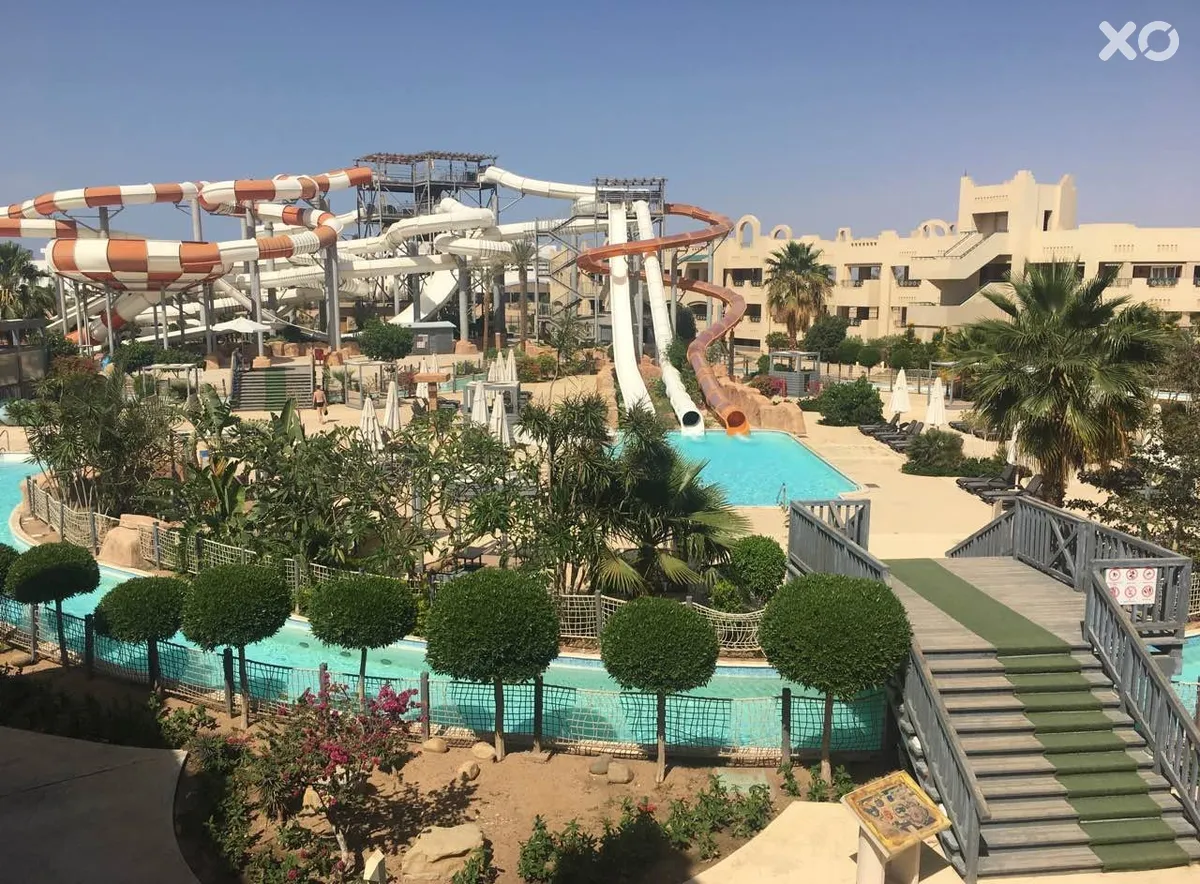 Coral Sea Holiday Resort & Aqua Park