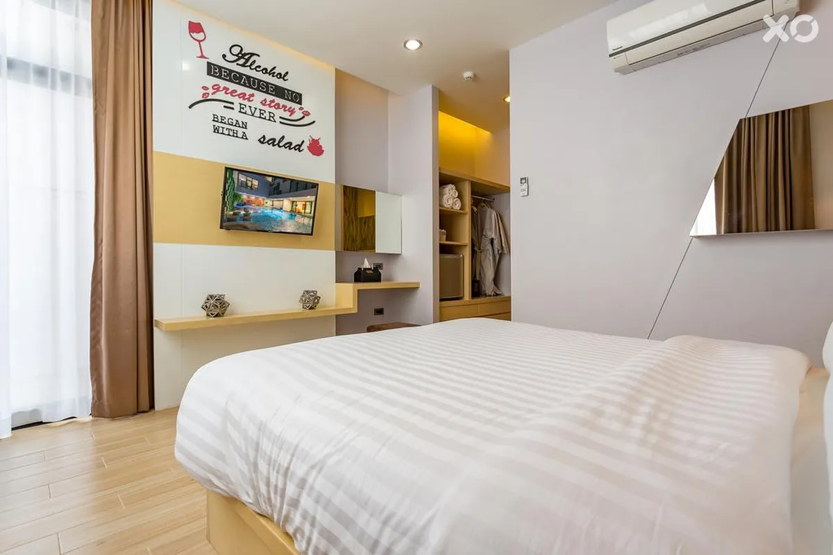 OneLoft Hotel