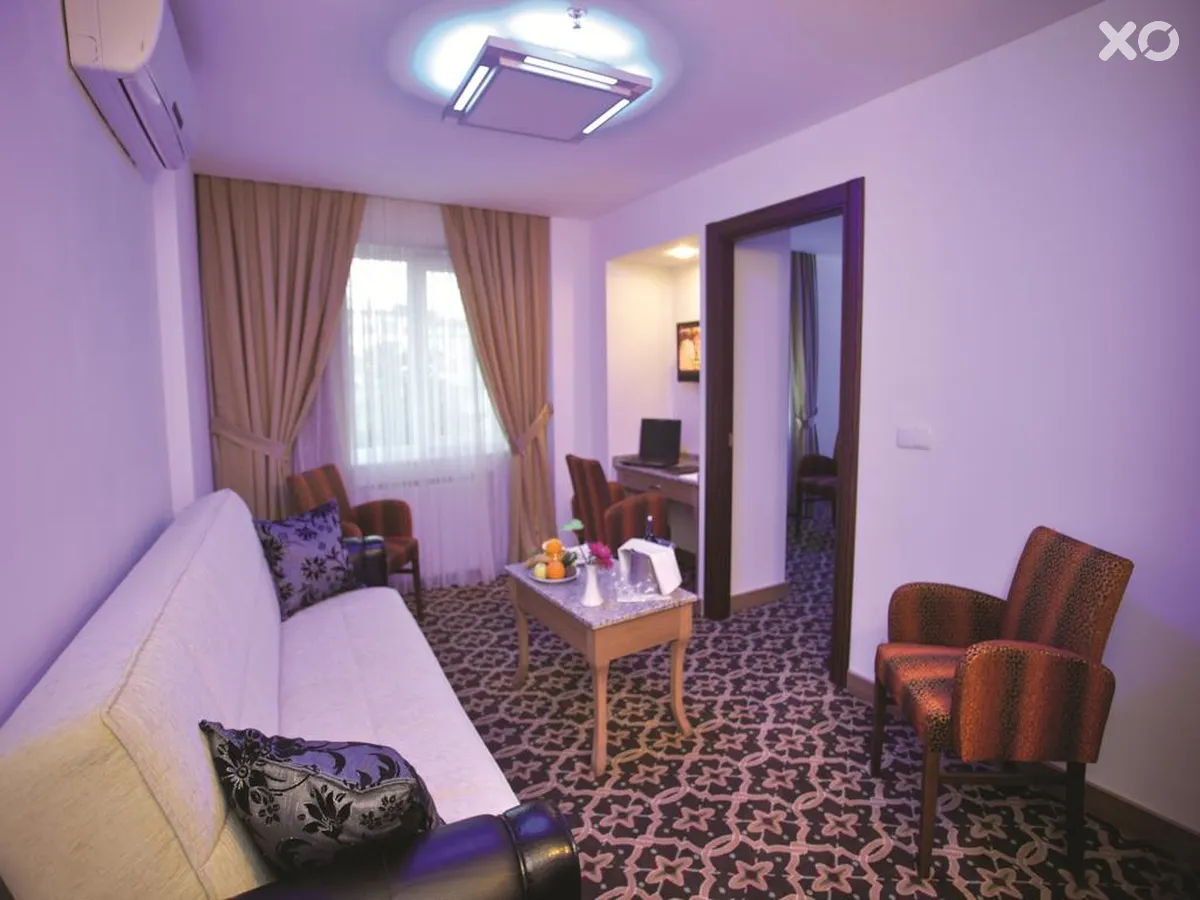 The City Hotel