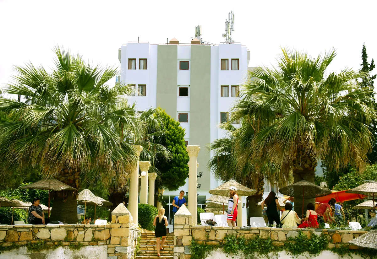 Blu Mare Beach Hotel