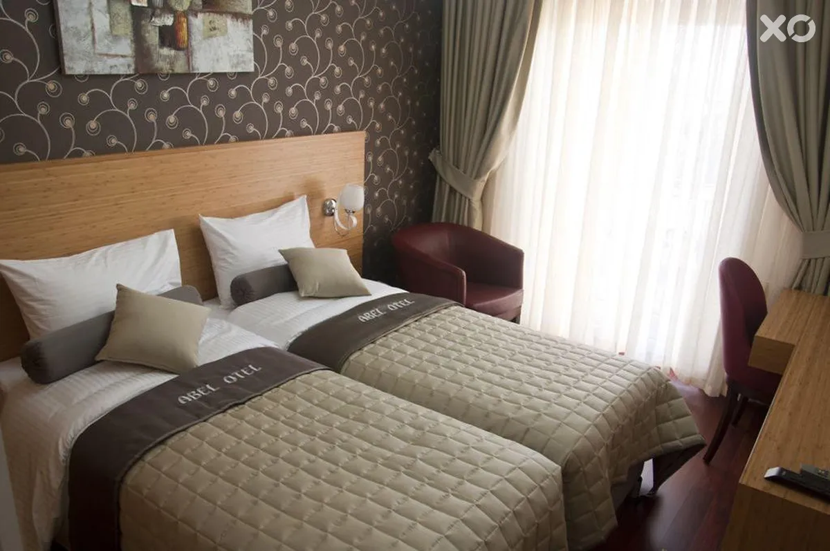 Abel Hotel