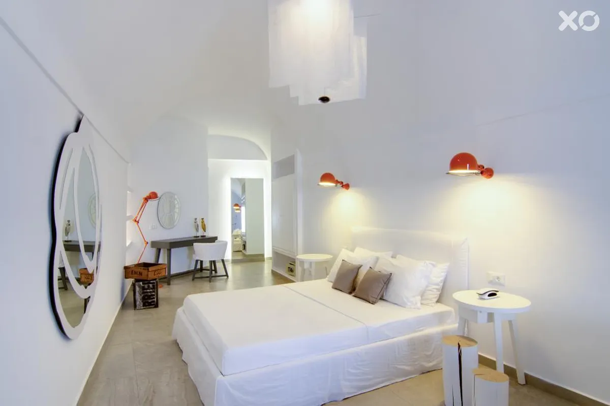 Santorini Secret Suites & Spa