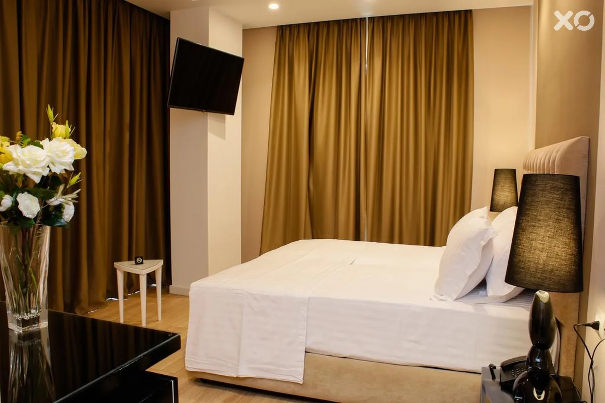 Luxury Hotel