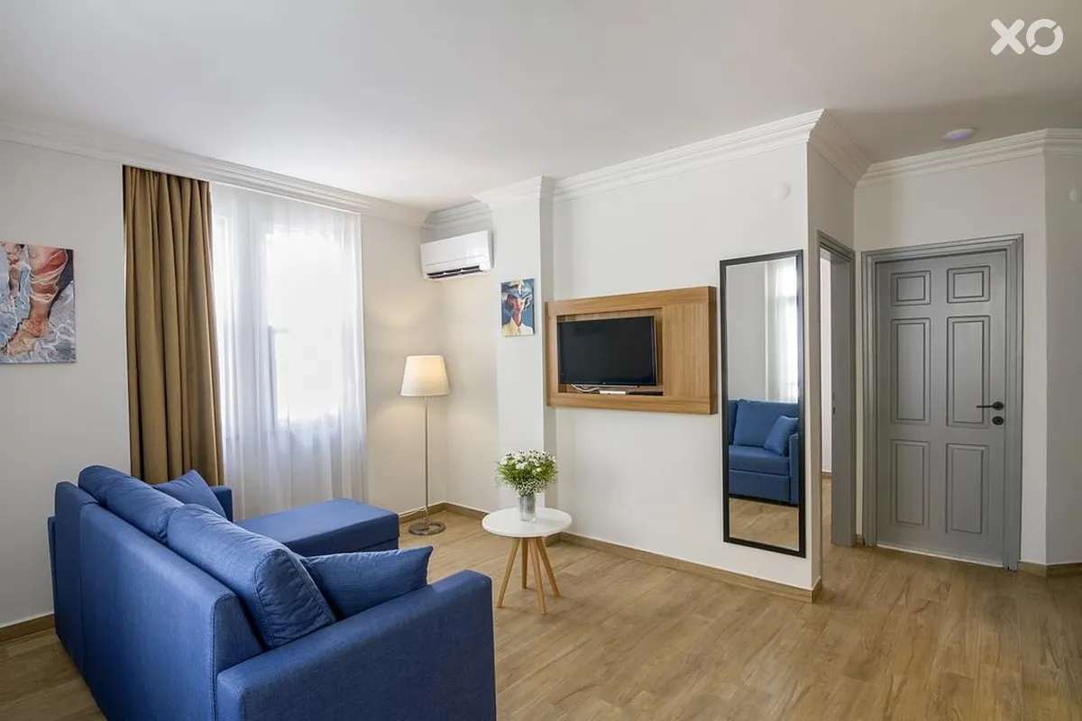 Comfort Suites Hotel