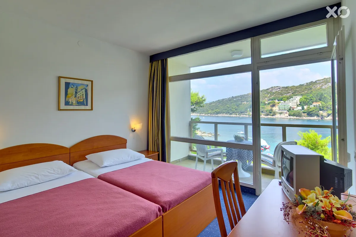 Vis Hotel