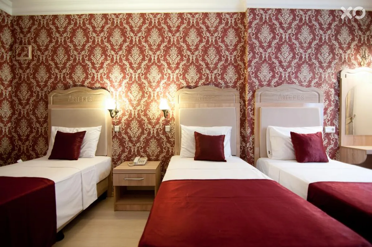 Artefes Hotel