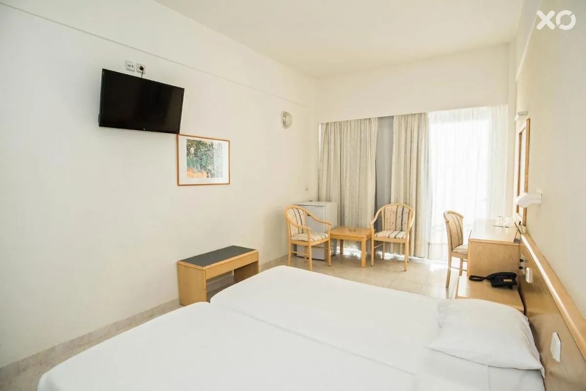 Riviera Hotel