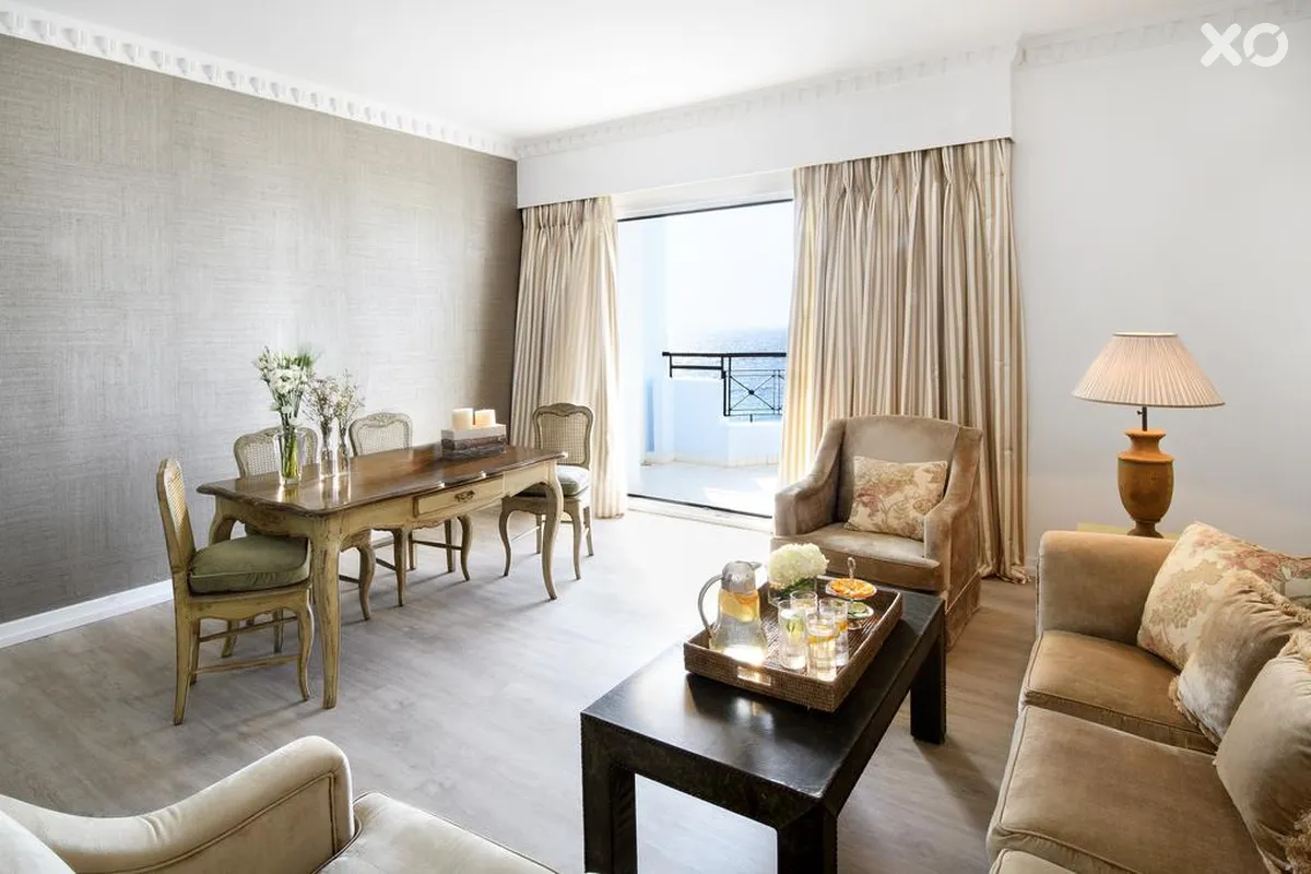 Mitsis Grand Hotel