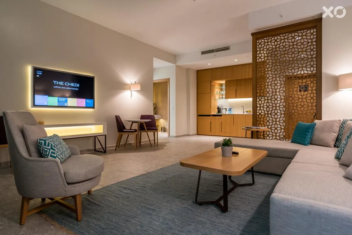 Chedi Lustica Bay Hotel