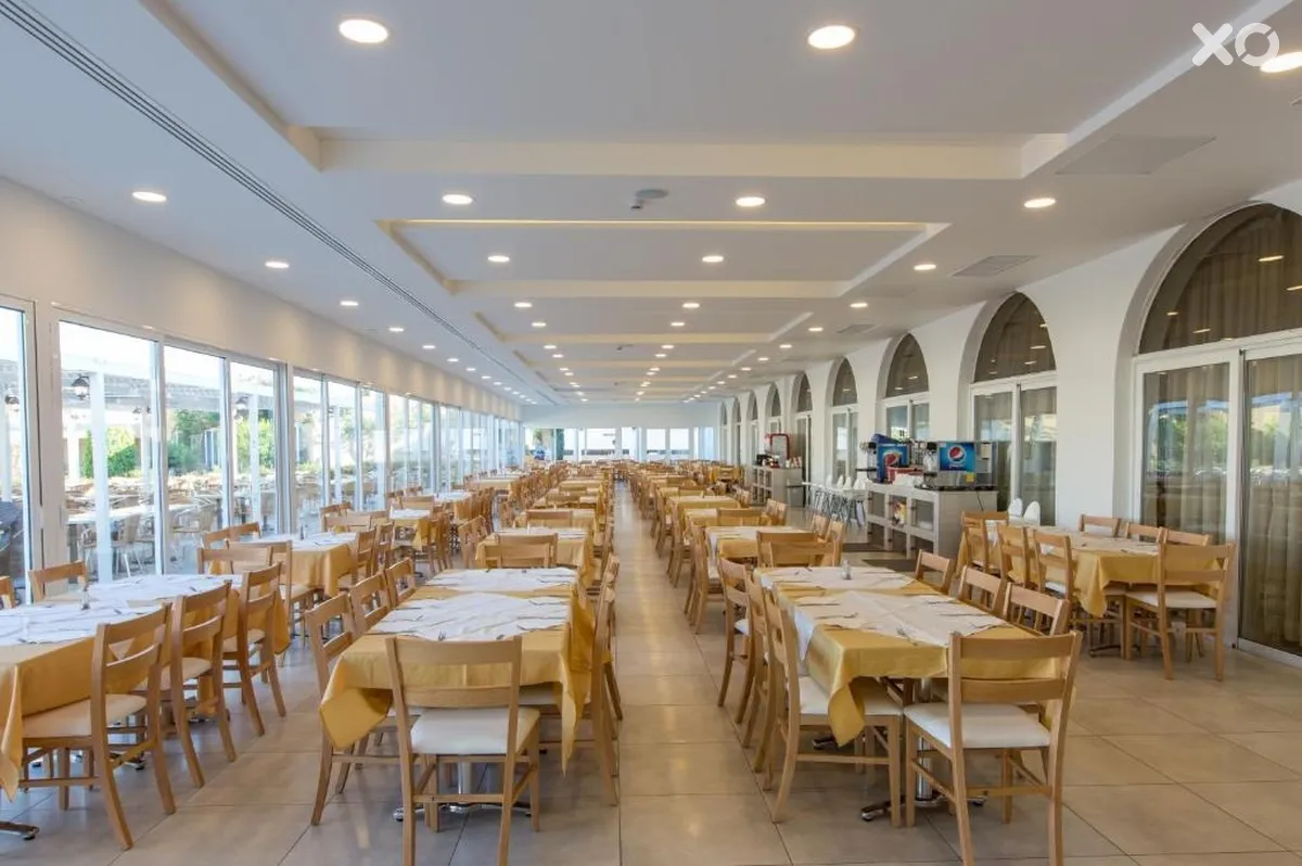 Sun Palace Hotel