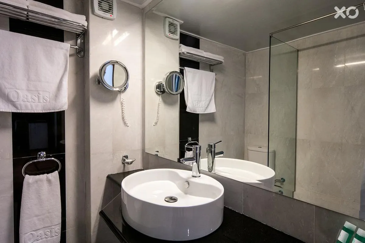 Oasis Hotel Apartments