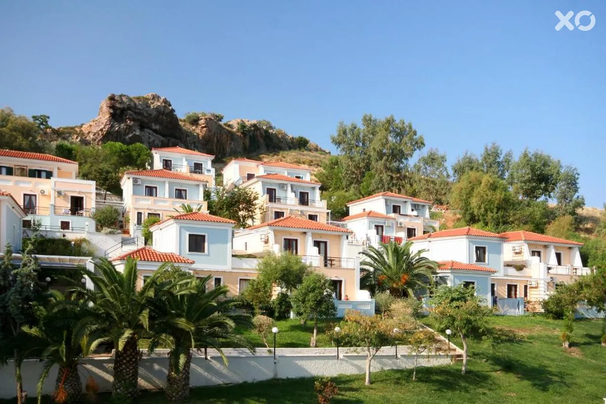 Clara Hotel