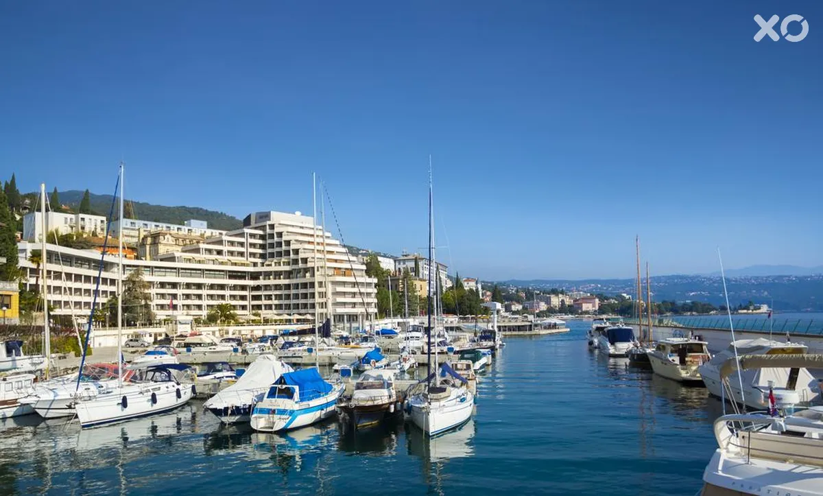 Admiral Hotel