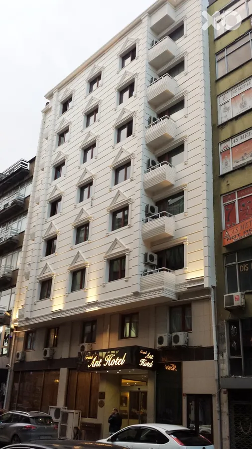 Grand Ant Hotel