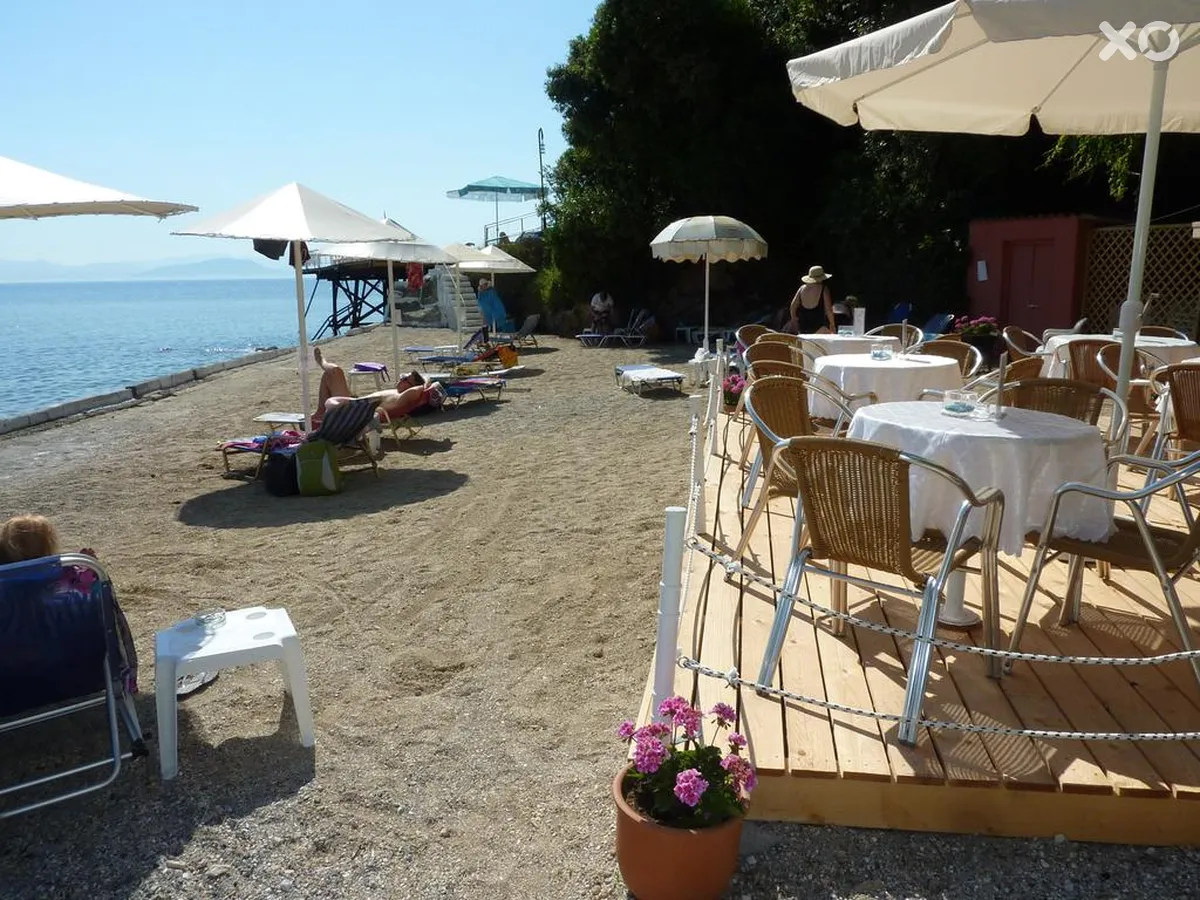 Oasis Hotel