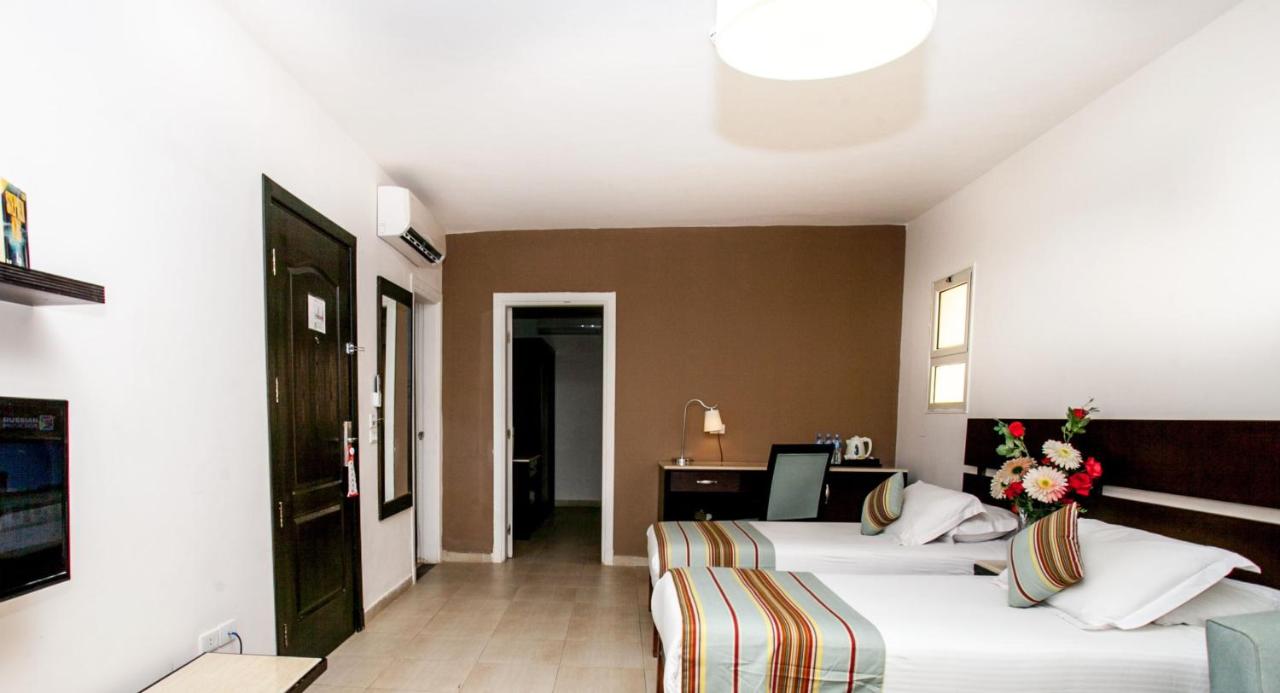 El Karma Aqua Beach Resort