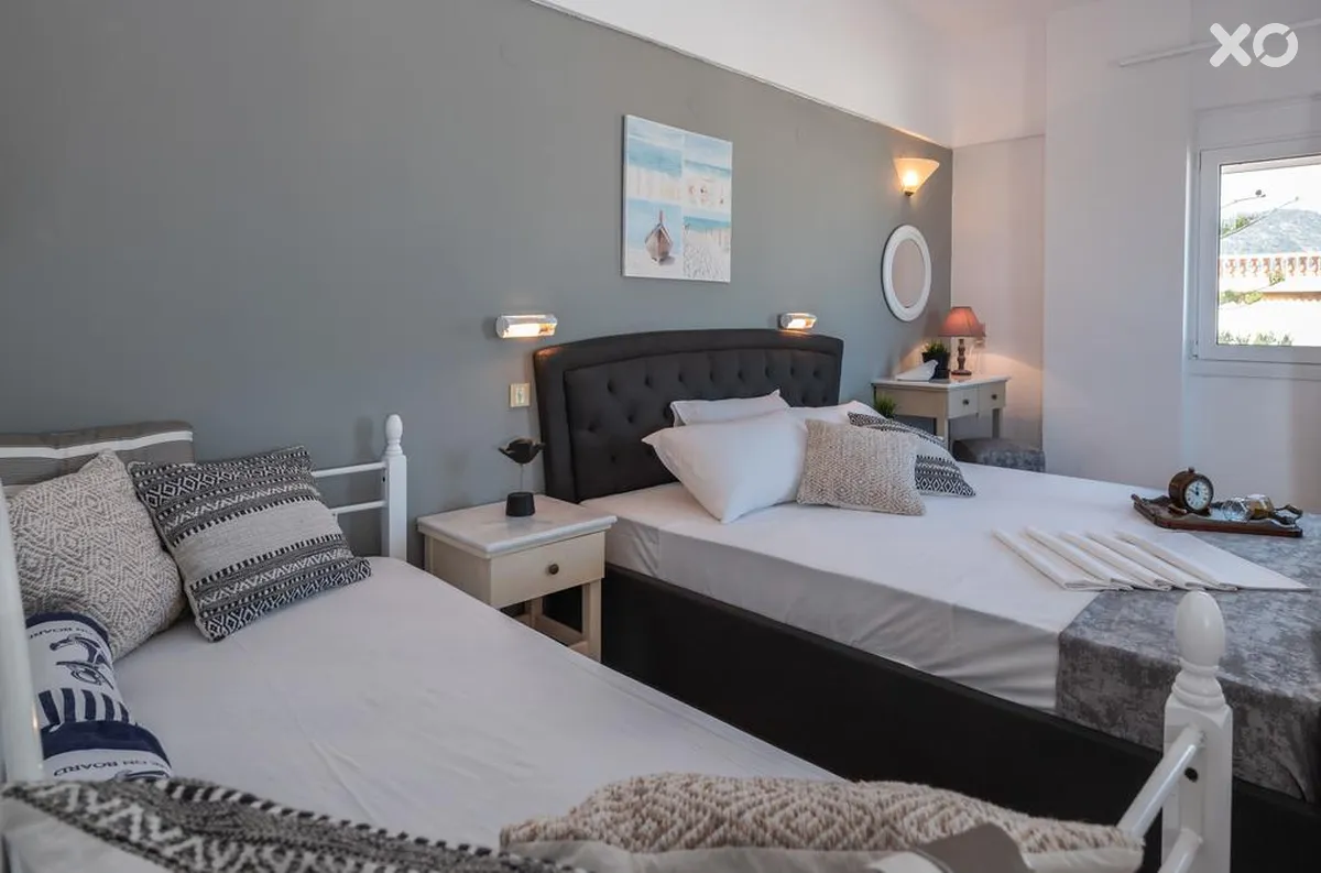 Pasiphae Hotel