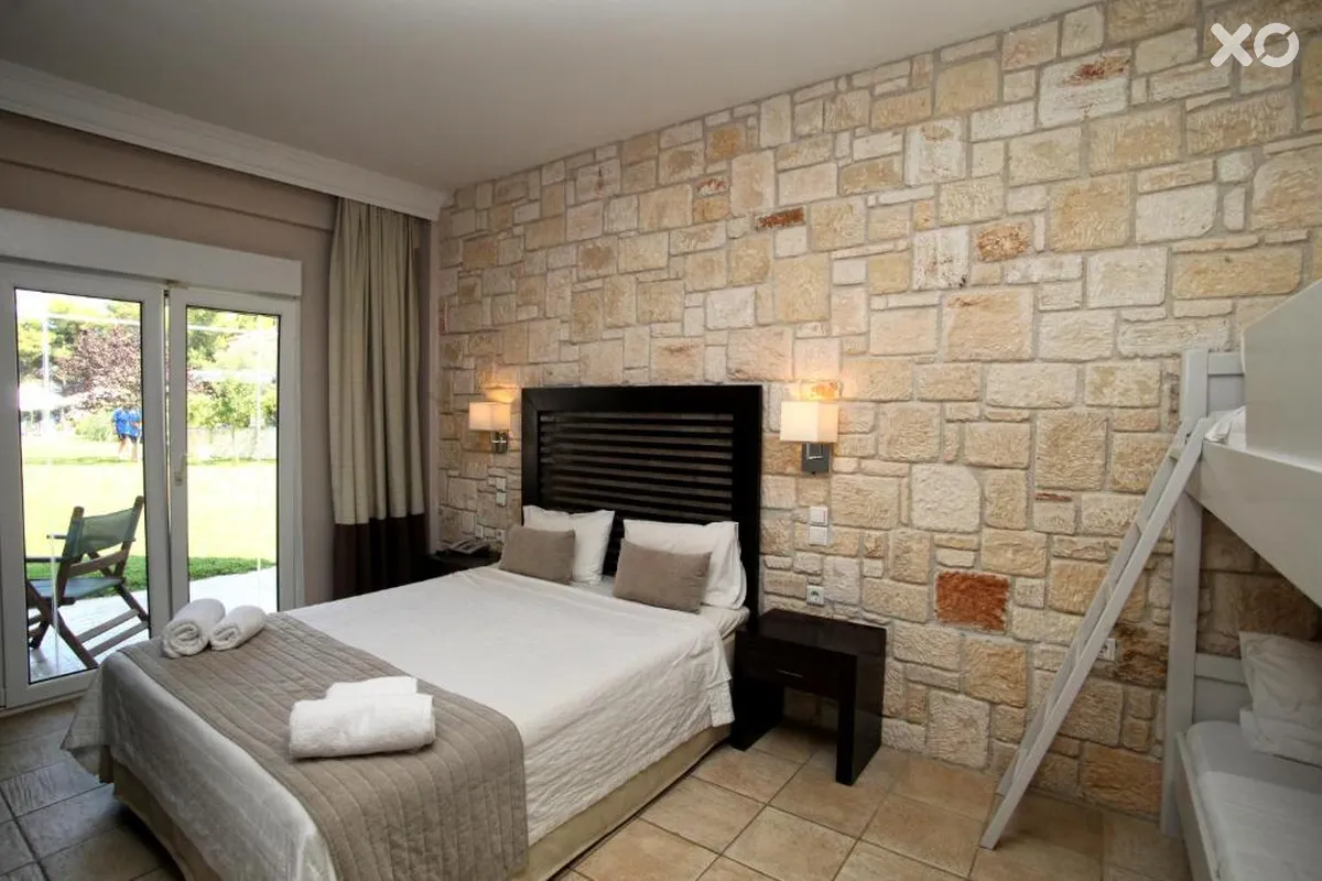 Nostos Hotel