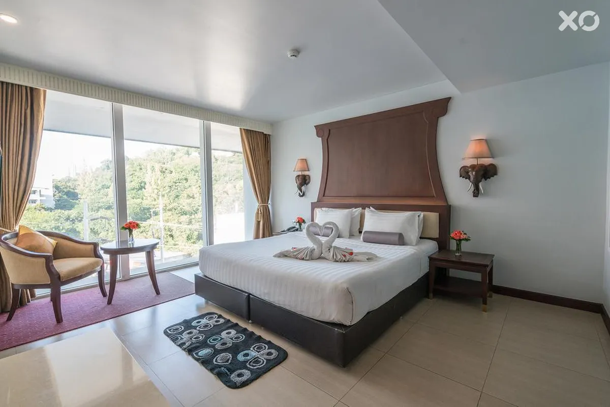 Aiyara Grand Hotel