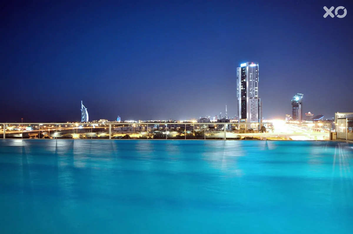 Two Seasons Hotel & Apartments Dubai