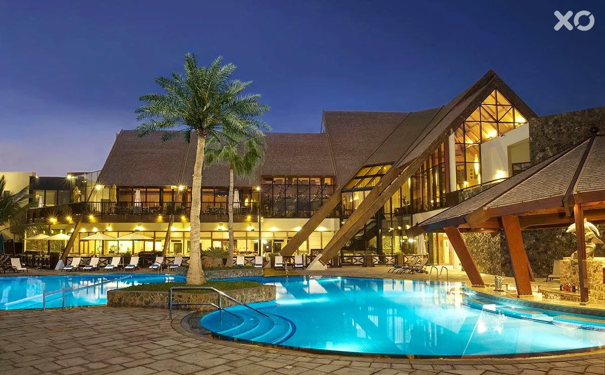 JA Palm Tree Court