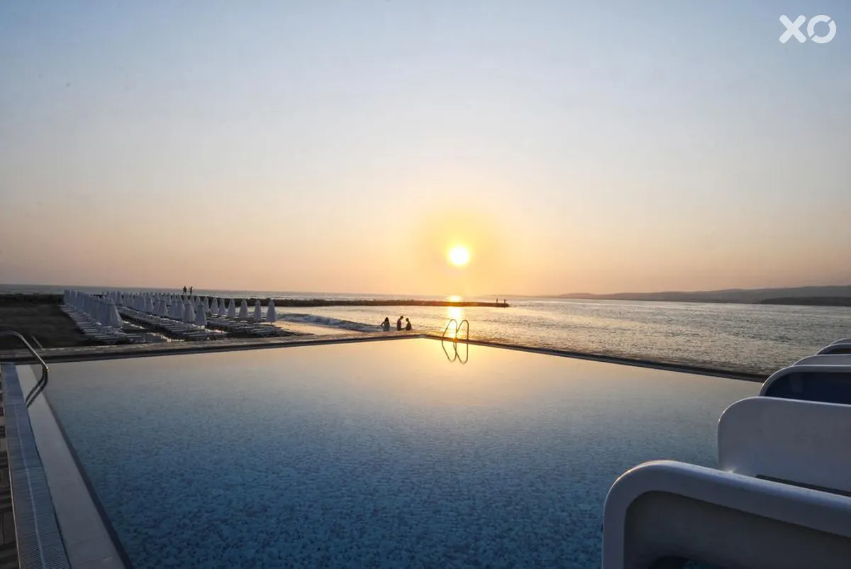 Gold Island Hotel