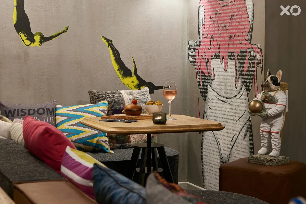 Moxy Patra Marina
