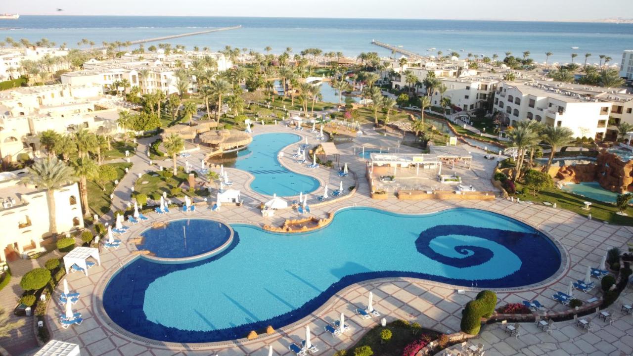 Regency Plaza Aqua Park & ​​Spa