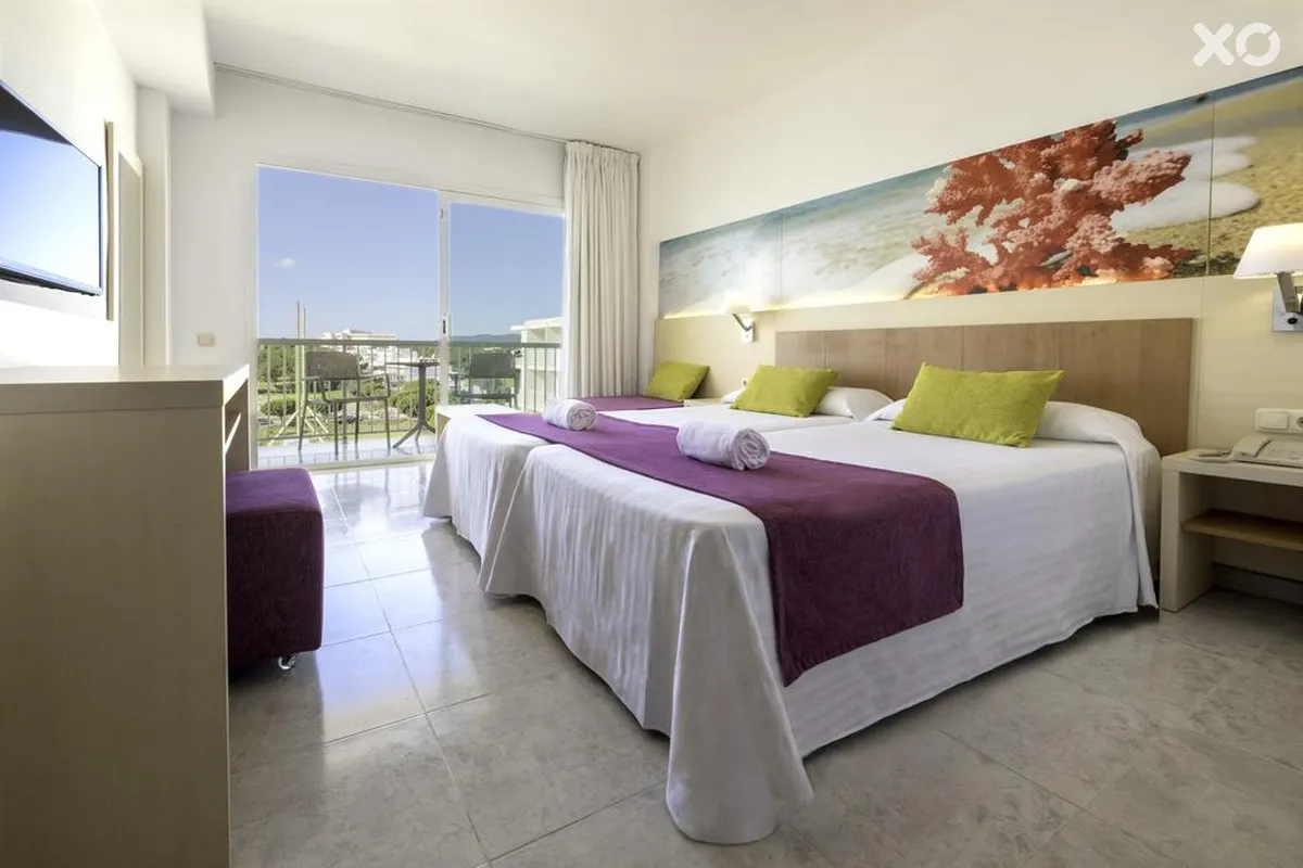 Coral Beach Hotel
