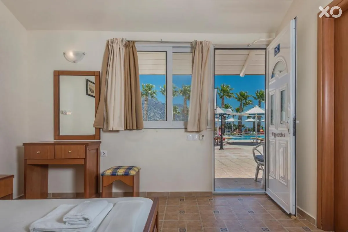 Mammis Beach Hotel