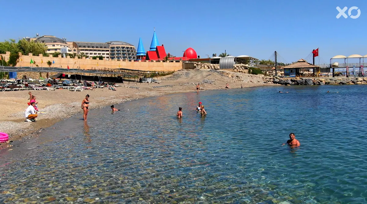 Asrin Beach Hotel