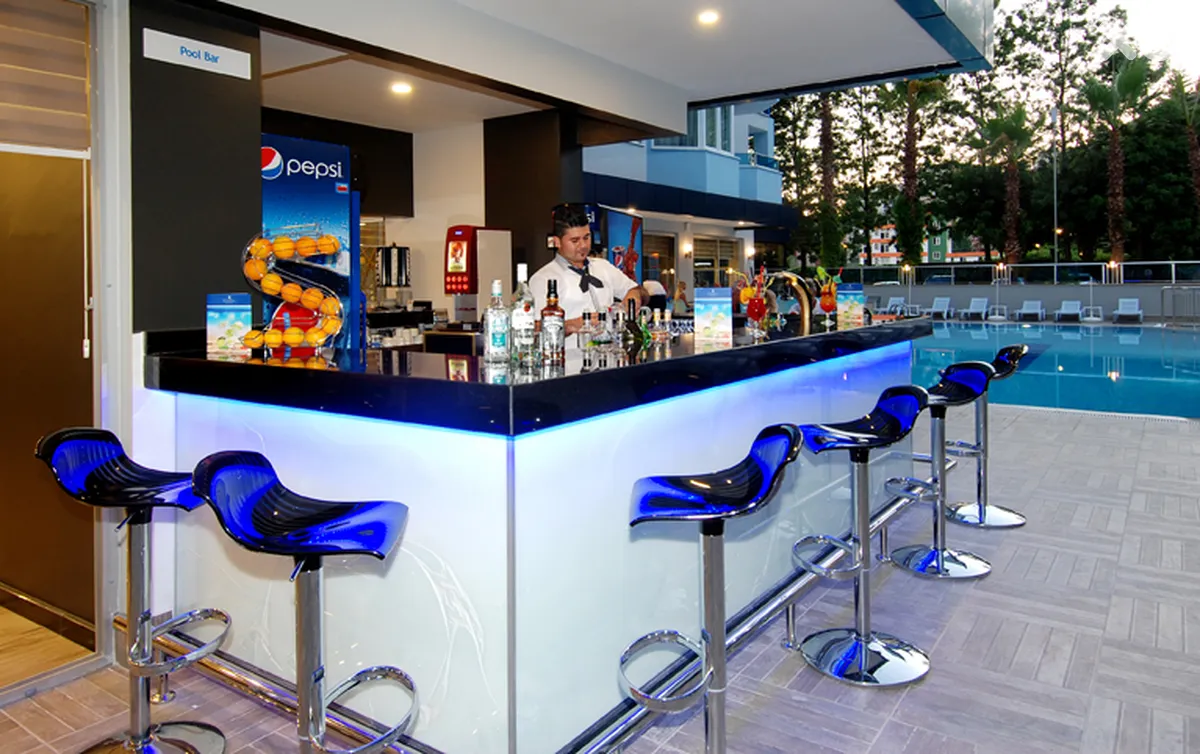 Kleopatra Ramira Hotel