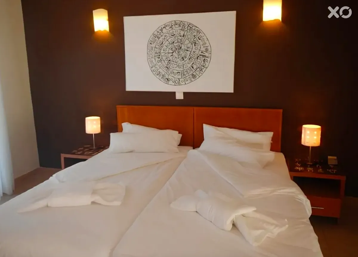 Ampelia Hotel