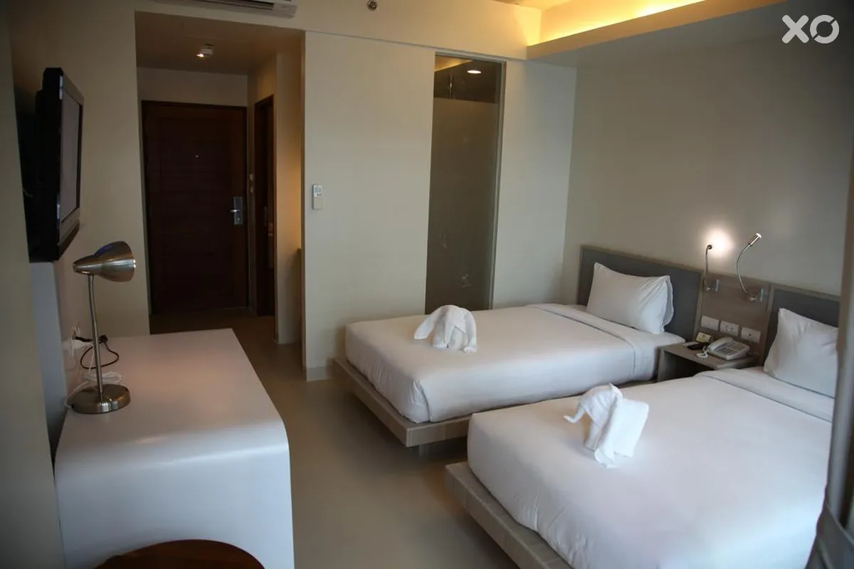 Sunshine Hotel & Residences