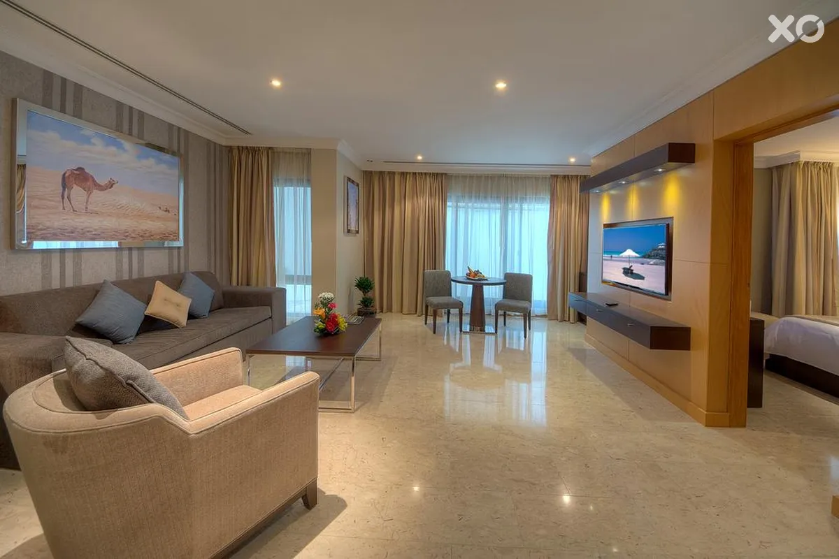 Dubai Marine Beach Resort & Spa