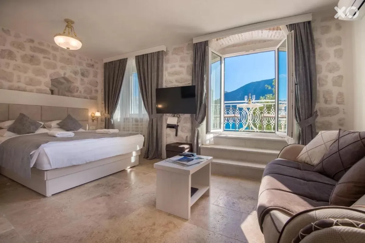 Conte Hotel & Restaurant