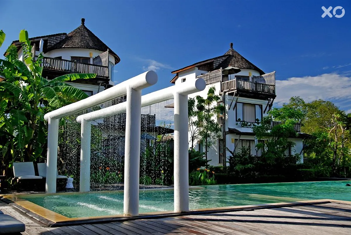 Aana Resort & Spa