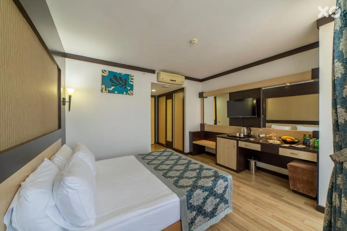 Amon Hotels