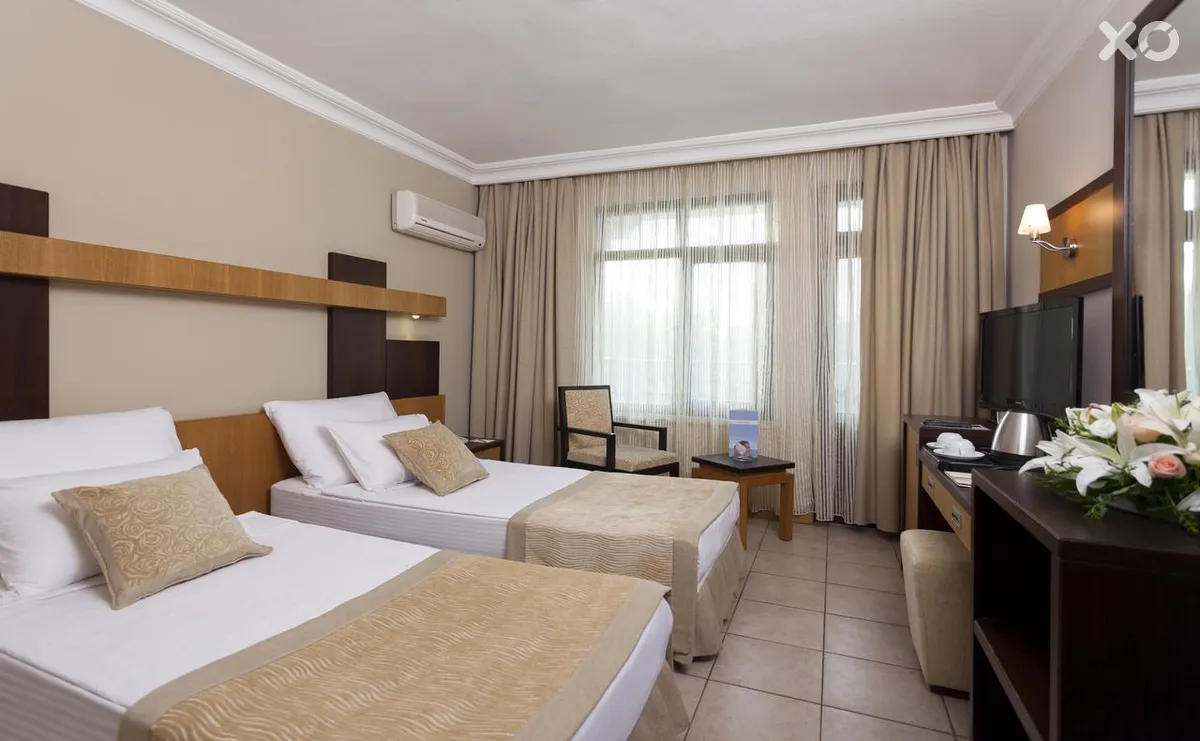 Kandelor Hotel