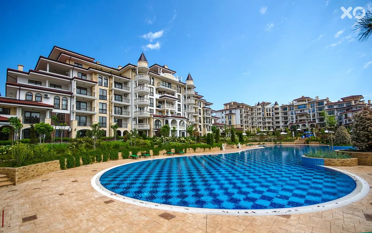 Poseidon Complex
