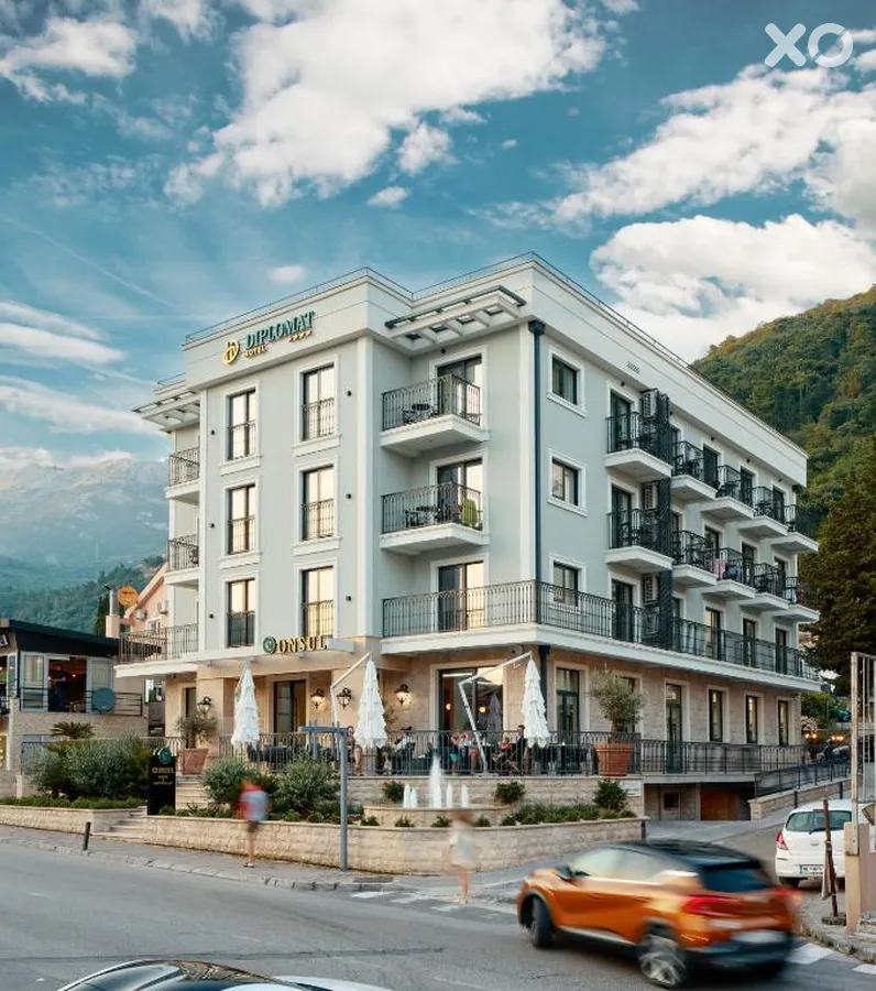Diplomat Hotel