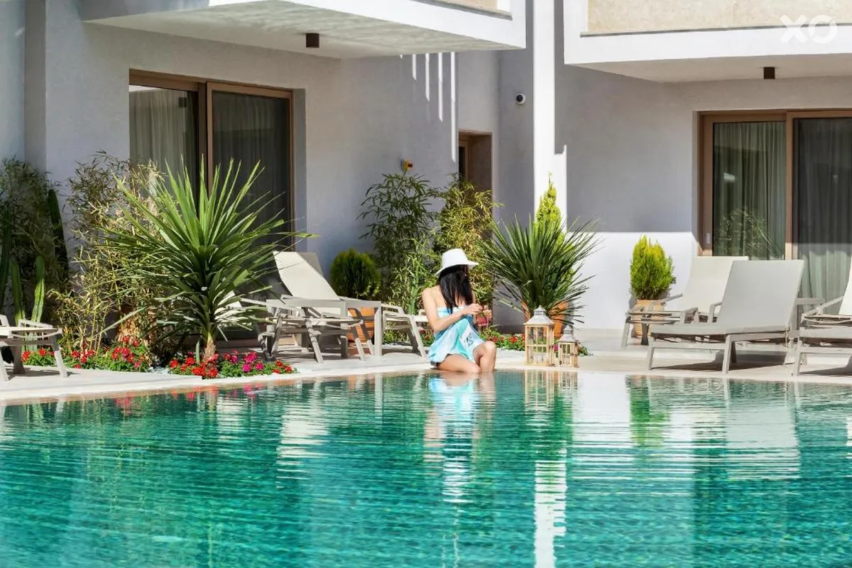 Pefki Deluxe Residences