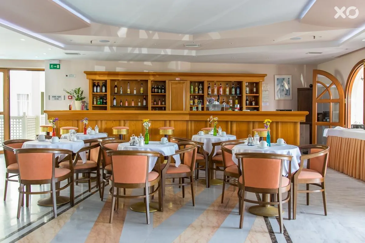 Anita Beach Hotel