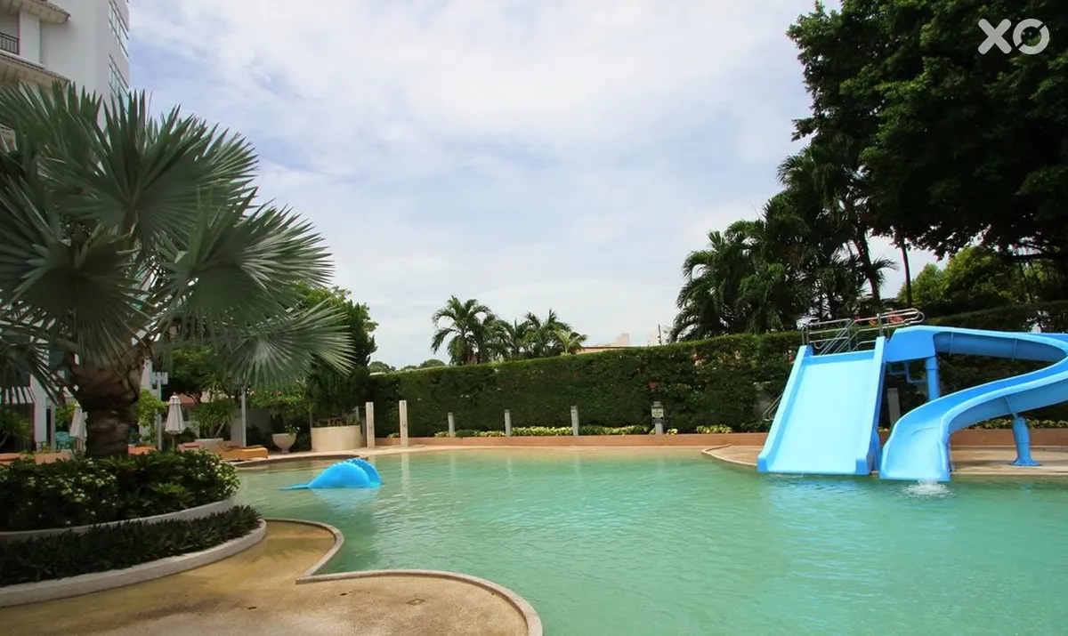 D-Beach Pattaya Discovery Beach Hotel