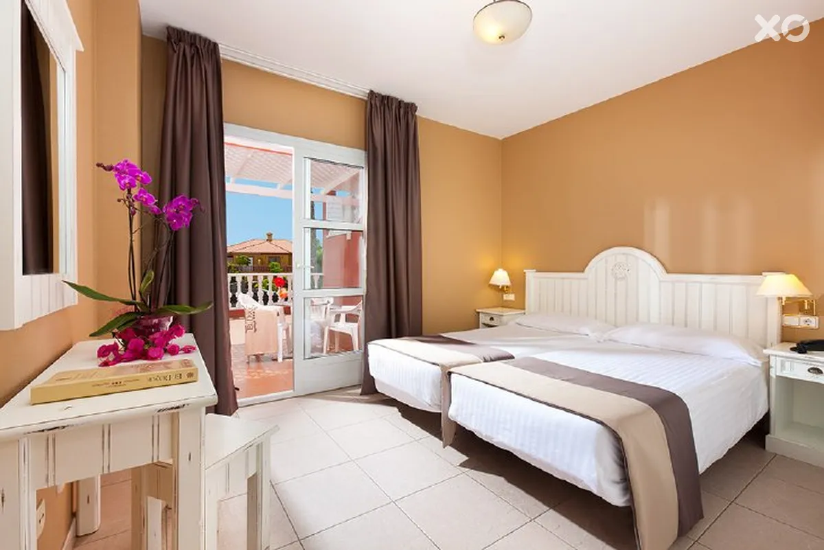 El Duque Aparthotel